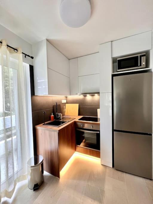 Lovely Studio 3-Min From Beach Palaio Faliro エクステリア 写真